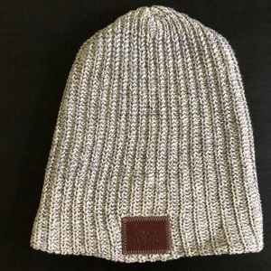 Love your melon gray beanie.